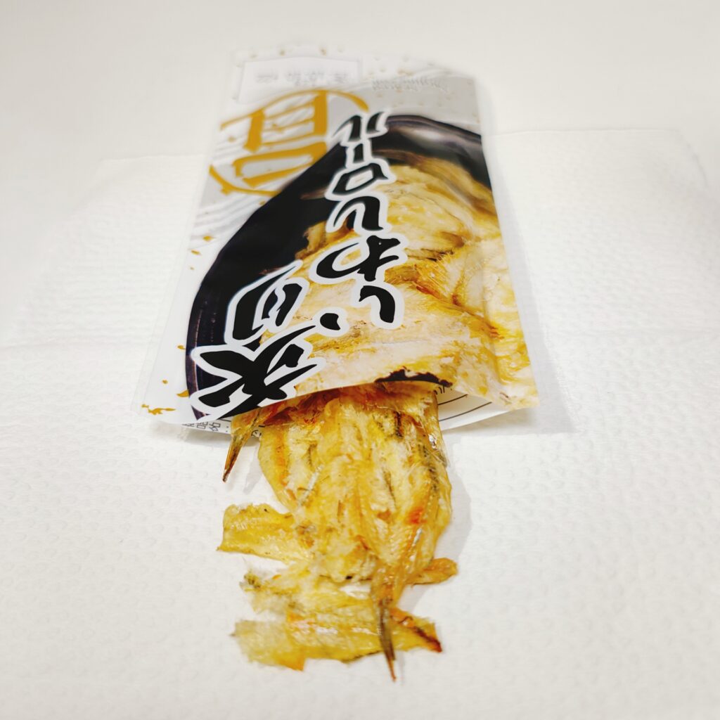 百均 ダイソー 炙りいわしロール