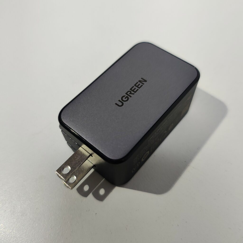 Amazon UGREEN 充電器